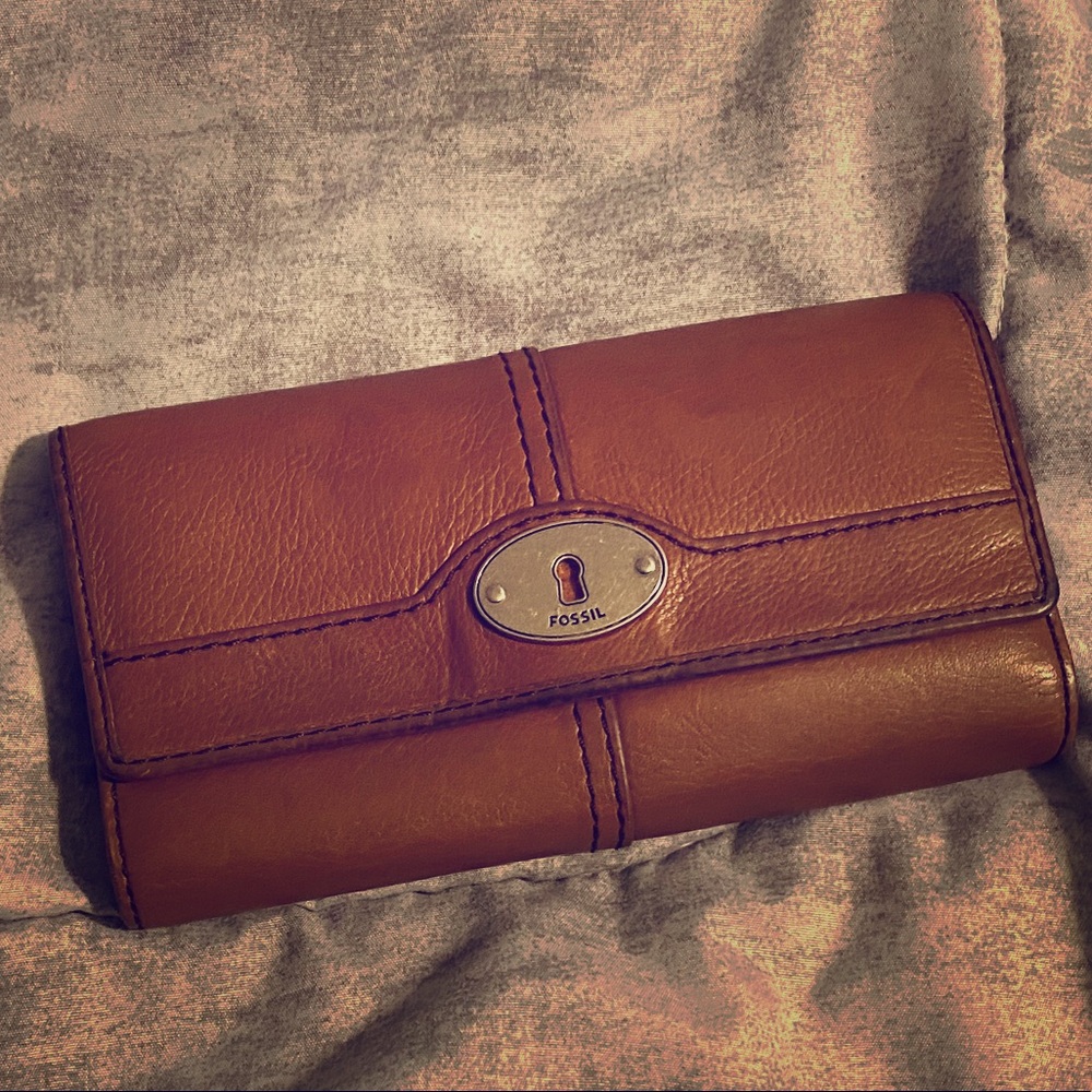 Fossil Marlow Flap Clutch Wallet Brown Trifold